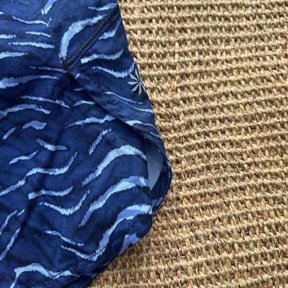 Athleta Girl Run The World 3” Shorts - Picture 3 of 9